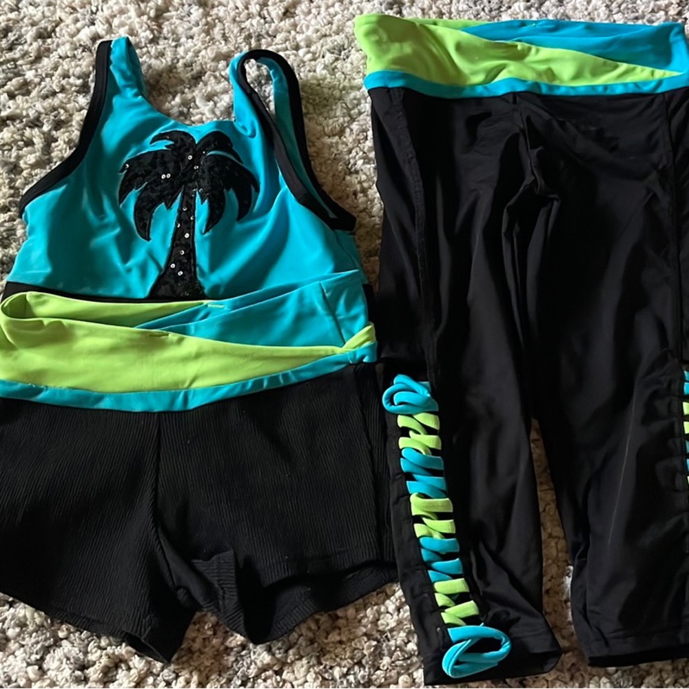 Cali Kisses child small 3 piece set